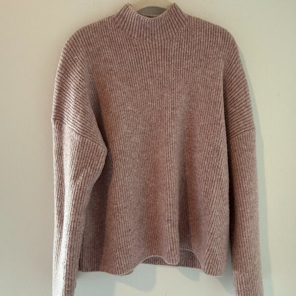 Abercrombie & Fitch Easy Funnel Neck Sweater | Pink | Size Medium - Picture 1 of 3
